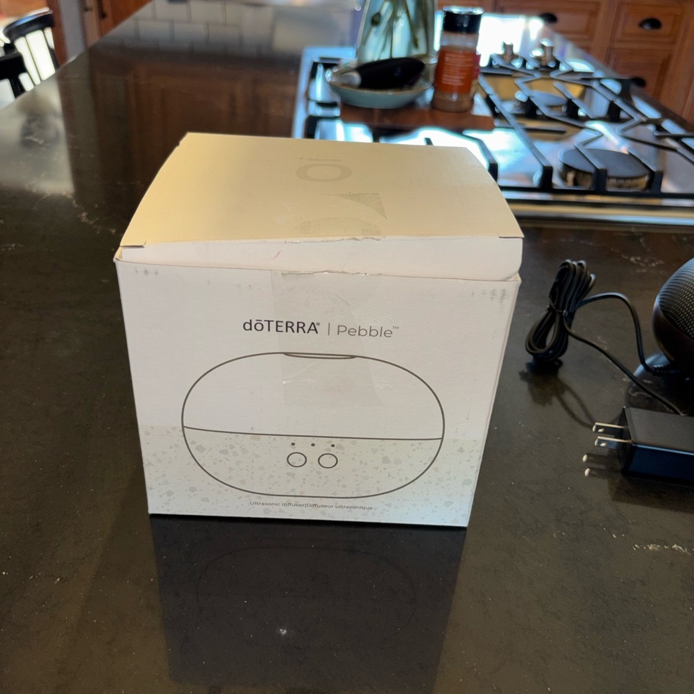 DoTERRA Diffusers - both included - Picture 2 of 8